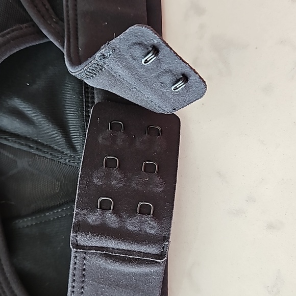 Lorna Jane Bella Sports Bra, Size M - Picture 7 of 10